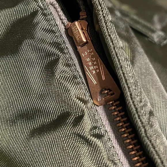 Deadstock Vintage
Alpha Industries 
Army Issued Extreme Cold Weather Trousers - Picture 6 of 11